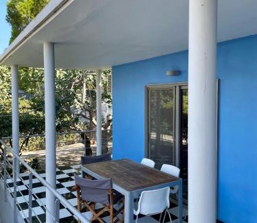 Porto Rafti House | Architect's summer house by the beach