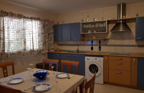 Pajara House | Arena Negra