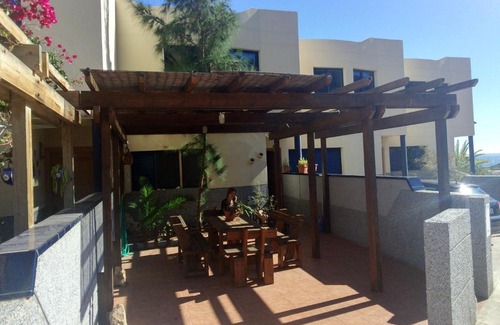 Pajara House | Arena Negra