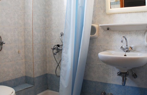 Perissa House | Aretousa Villas