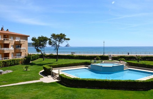 Els Griells Apartment | ARGONAVIS 327