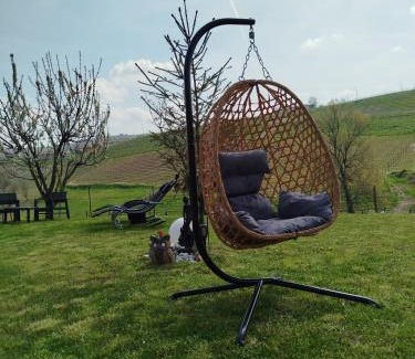 Monforte d'Alba House | Aria Pura
