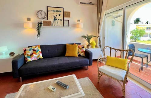 Alporchinhos Apartment | Arma O DE P RA Twins 1 With Pool by Homing