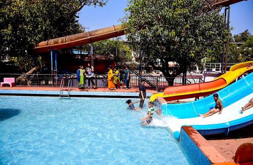 Lonavala Hotel | Aron Resort Lonavala - Near Old Mumbai Pune Highway