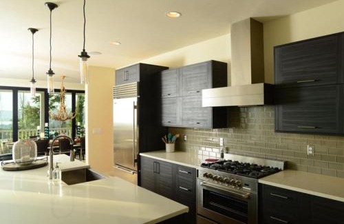 Chelan House | Arroyo with a Carriage House #60