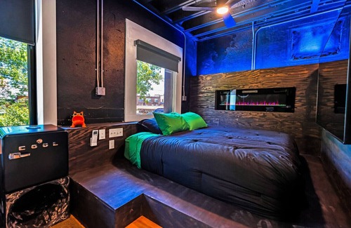 Sparta House | Art Inspired Micro Hotel - Patio | Grill | Pool Table