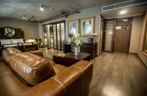 Nimman Hotel | Art Mai Gallery Nimman Hotel