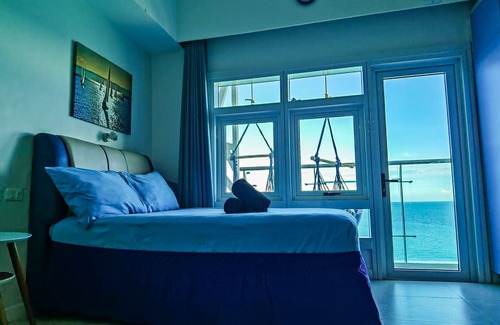 Punta Engano Apartment | Arterra H: OceanFront, fast WiFi, NFlix, kitchen