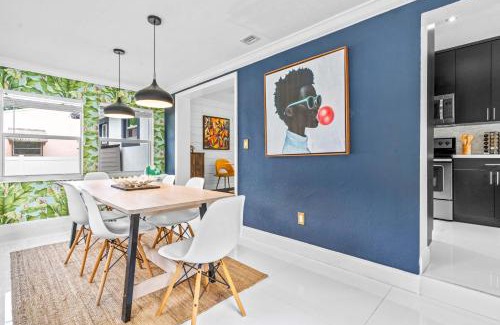 Liberty City House | ArtHaus- Fully Stocked Kitchen and Fenced Yard
