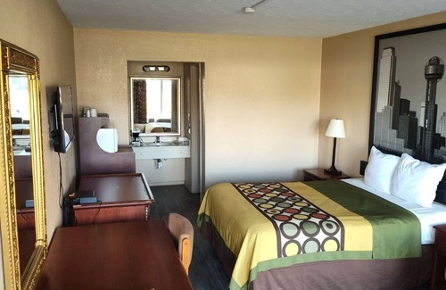 Longview Hotel | Arya Inn & Extended Stay