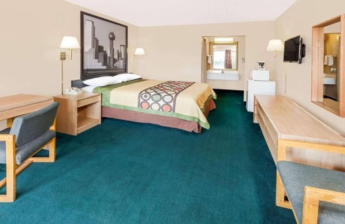 Longview Hotel | Arya Inn & Extended Stay