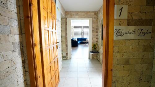 Altnkum Mahallesi Apartment | Arya Suits