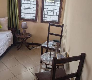 Msasani Bed & Breakfast | Asili beach house