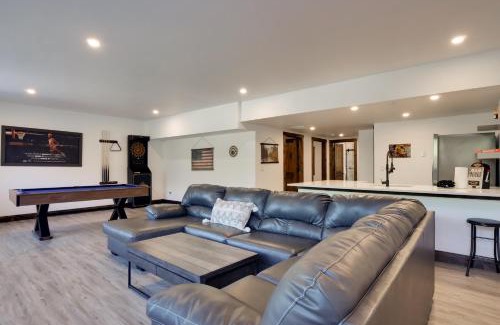 Blue River House | Aspen Grove Views Spacious Duplex 5 Mi to Breck