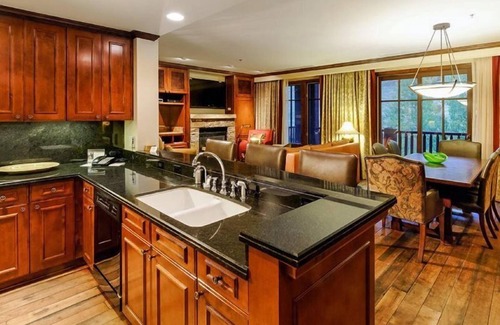 Aspen House | Aspen Ritz Carlton 3 bed Premier 02