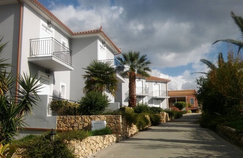 Sarlata Apartment | Astra Village Hotel Suites