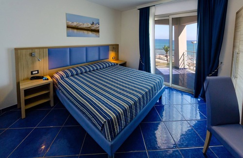 Cefalu Hotel | Astro Suite Hotel