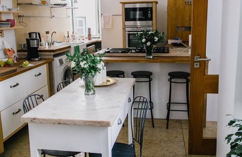 Misericordia Bed & Breakfast | Asul B&B