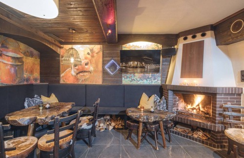 Lake Pressegger Hotel | Hotel ∙ 1 guest