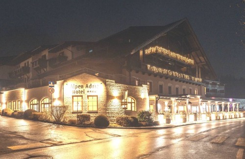 Lake Pressegger Hotel | Hotel ∙ 1 guest