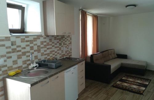 Varosh Apartment | at George's Apartments