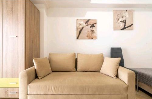 Nea Smirni Apartment | "Athena 1" studios in Athens !