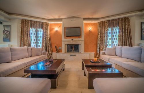 Tsilivi House | Athena's Holiday Home - Ideal for large groups, by ZanteWize
