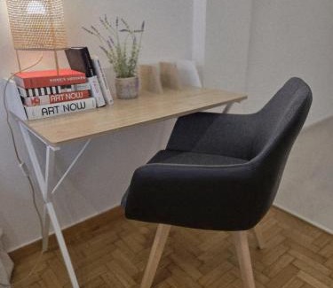 Ampelokipoi Apartment | Athens F&K Premium City Home