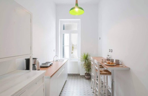 Koukaki Apartment | Athens Residence Cozy Suite Near Acropolis
