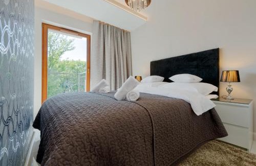 Warszawskie Apartment | atHome