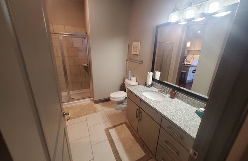 Atlantic Station Area Apartment | Atlantic Station Hidden Gem