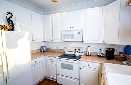 Tybee Island Condo | Atlantic Sunrise ~ Oceanfront, Beachfront, Pools