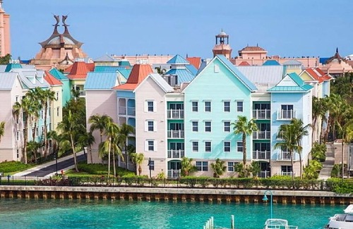 Paradise Island Resort | Atlantis at HALF THE PRICE- Sleeps 4 with Aquaventure waterpark access.