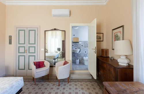 Osimo Bed & Breakfast | Attico Luce B&B