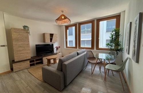 Burgos Apartment | Atuairehome Plaza Mayor II con Parking Incluido