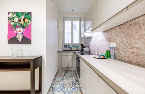 L'Europe Apartment | Au Cœur des Batignolles