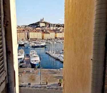 Hotel-de-Ville Apartment | Au cœur du Vieux Port - Le quai bourgeois