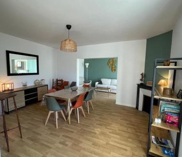 La Celle-sous-Gouzon Apartment | Au fil de l eau