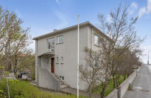 Norðurmyri House | Audur Guesthouse