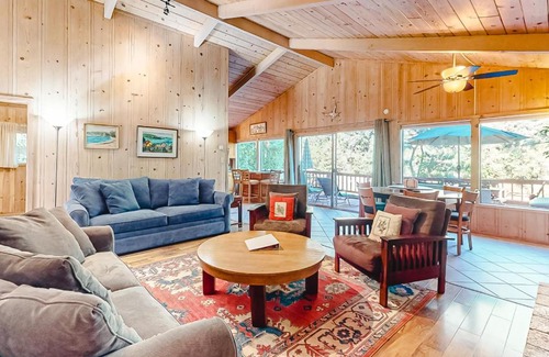Northwood House | Aunt Ginny's River View