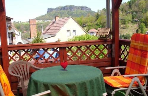 Pfaffendorf House | Ausflugsziele Und Wanderidylle Bei Ferieneinrichtungen Haus Am Stein, Haus 2