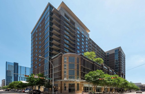 Waller Creek District Apartment | Austin Central 2BD 2BA Apartment