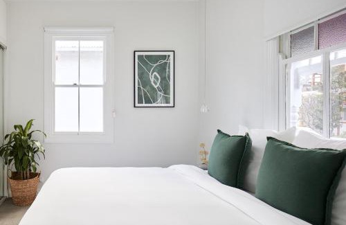 The Junction House | Austin Cottage - 1 bed option - Pet Friendly!