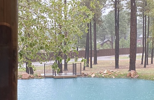 Zane Grey Cabin | Authentic log cabin in private gated community