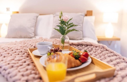 Tideswell House | Ava Lily Cottage, Tideswell