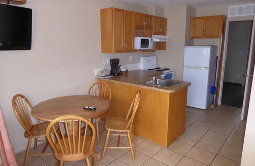 Okanagan-Similkameen Hotel | Avalon Inn