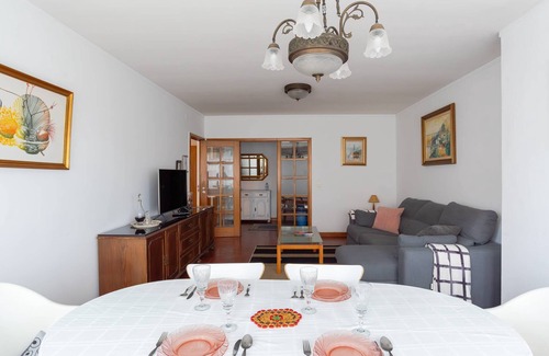 Vila Nova de Gaia Apartment | Avenida Apartment by MP
