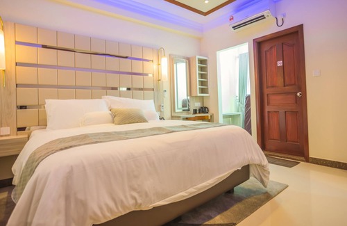 Hulhumale Hotel | Avoca Inn