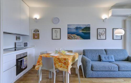 Riva di Solto Apartment | Awesome Apartment In Solto Collina Bg