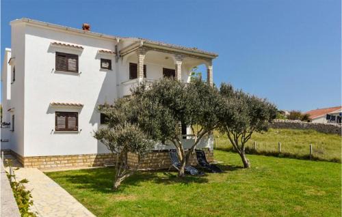 Kustici Apartment | Awesome Apartment In Kustici